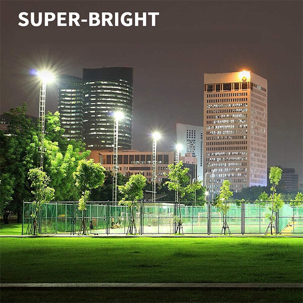 What is the Difference between Spotlights and Outdoor Solar Flood Light